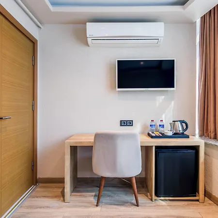 Evim Hotel 3*